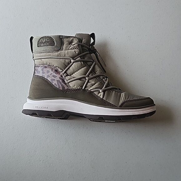 New Ryka Vetiver Waterproof Brae Boots, Size 6 - Picture 1 of 7